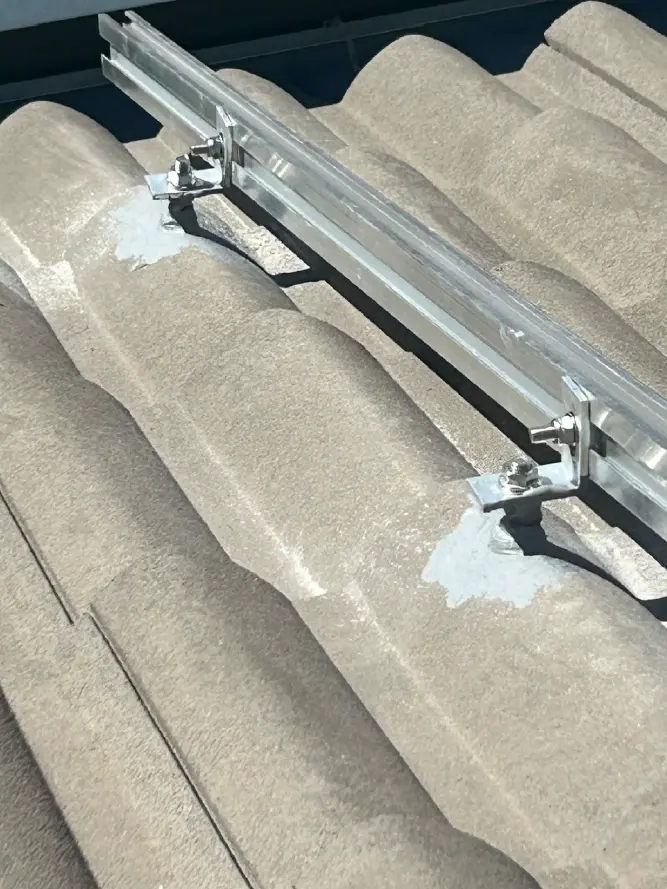 Sellados en cubiertas de instalaciones fotovoltaicas