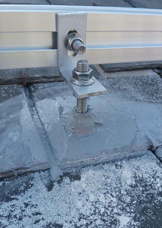 Sellados en cubiertas de instalaciones fotovoltaicas